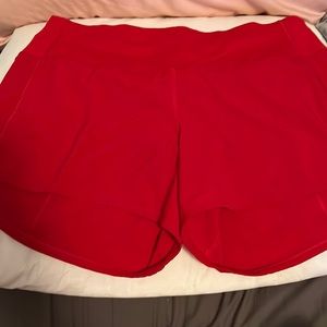 Lululemon Speed Up shorts size 8 TALL - excellent condition - red